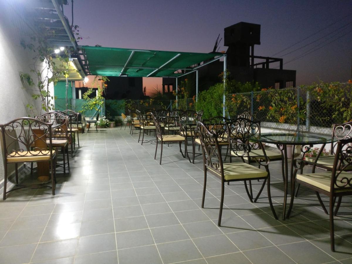 Aashiyana Inn Nashik Extérieur photo